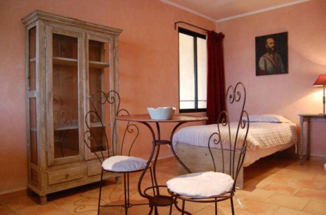 Hotel Le Relais Du Luberon Maubec  Dış mekan fotoğraf