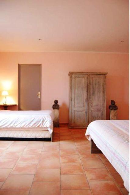 Hotel Le Relais Du Luberon Maubec  Oda fotoğraf
