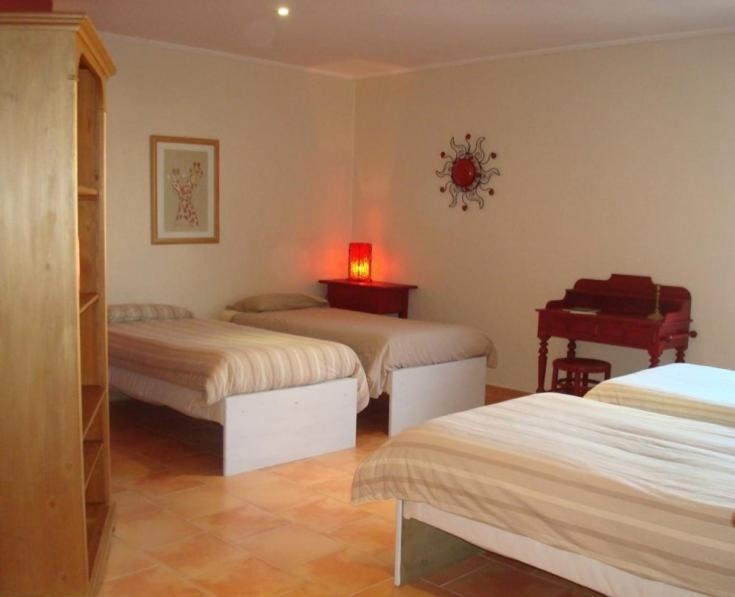 Hotel Le Relais Du Luberon Maubec  Oda fotoğraf