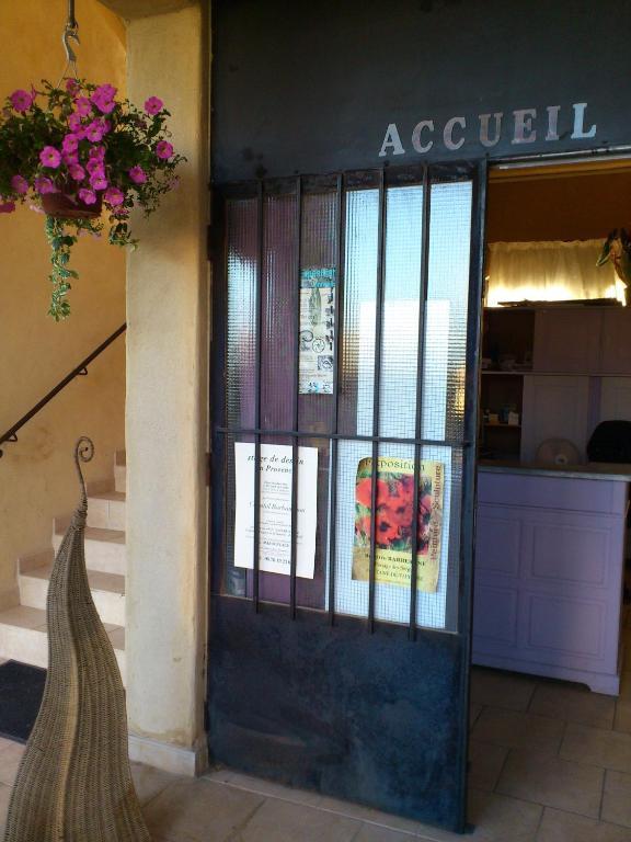 Hotel Le Relais Du Luberon Maubec  Dış mekan fotoğraf